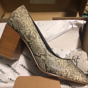 Size 11 Snakeskin Block Heel New